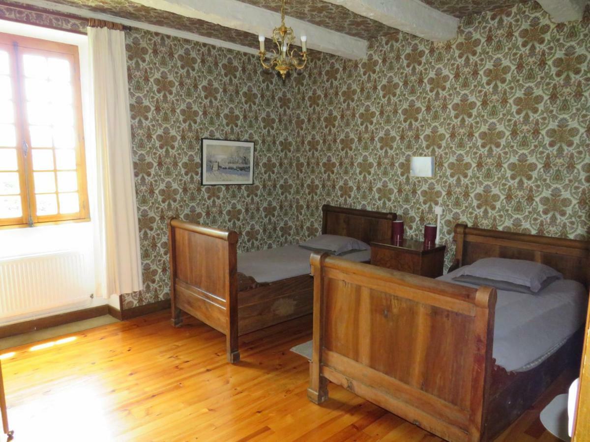 Le Presbytere De Montaigut Montégut Eksteriør billede
